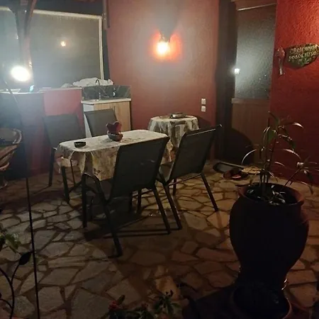 Rosehouse ゲストハウス